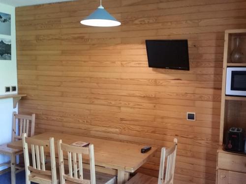 Appartement cosy, accès pistes, animaux admis
