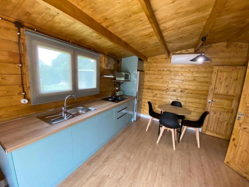 Η κουζίνα ή μικρή κουζίνα στο Casas ROBRA