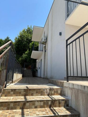 Budova, kde se apartmán nachází