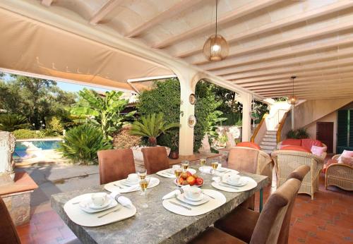 Lovely villa in Pollença old town by Renthousing