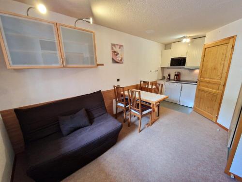 Charmant studio cabine 4/5 pers, balcon, proche pistes et commerces à Modane - FR-1-265-189