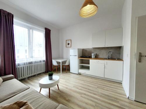 Studio CENTRAL C-D-E