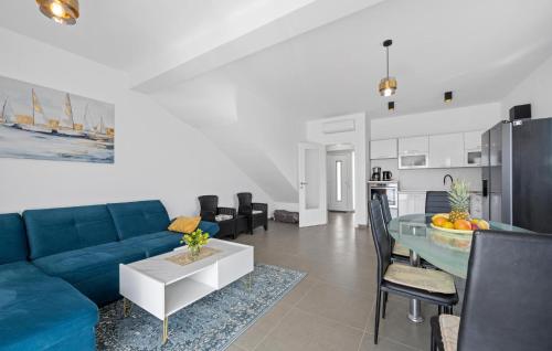 Amazing Home In Vodice With Wifi