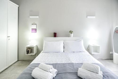 Spacious City Hub, Metro at Doorstep M1 and M2 1 min