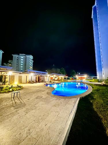 Πισίνα στο ή κοντά στο Luxury Condo at Viva Jaco Residence