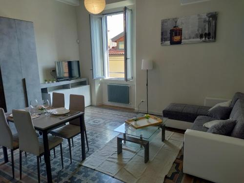 Μια τηλεόραση ή/και κέντρο ψυχαγωγίας στο Nice Home Milano Tortona