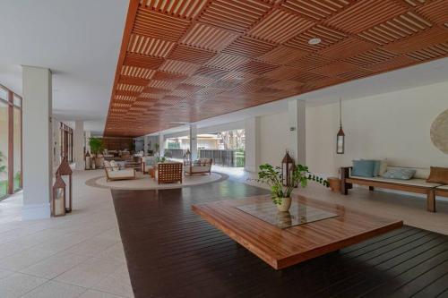 Χώρος καθιστικού στο 2 Bedroom in beautiful beach front condo