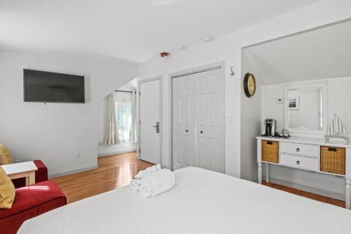 Η κουζίνα ή μικρή κουζίνα στο Eagle Wing Inn - Cape Cod