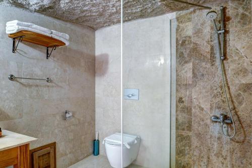 Koupelna v ubytování Avilla Cave Hotel