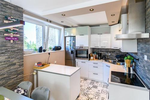 Apartament Górnik w Wałbrzychu 40m, kuchnia, klima, Wifi, parking