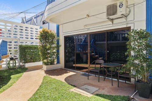 The Club Residence Kamala Beachにある庭