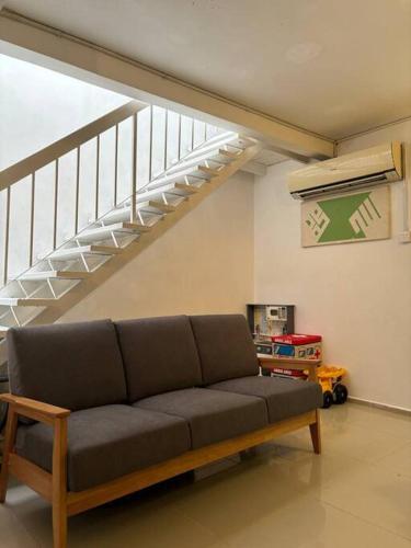 Ruang duduk di Relaxing House in Kuala Lumpur