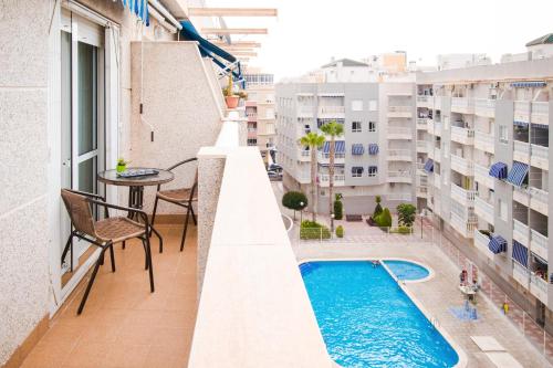 Fotografie z fotogalerie ubytování Casa del sol Wi-fi pool air condition 700m beach v destinaci Torrevieja