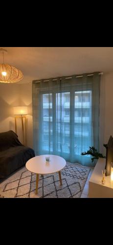 Appartement calme centre ville avec place parking