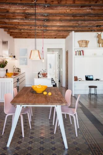 GuestReady - Acogedor piso al lado de Pl. Cataluña