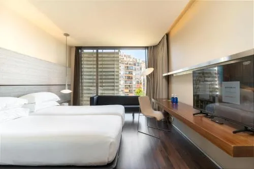 B Hotel photo 4