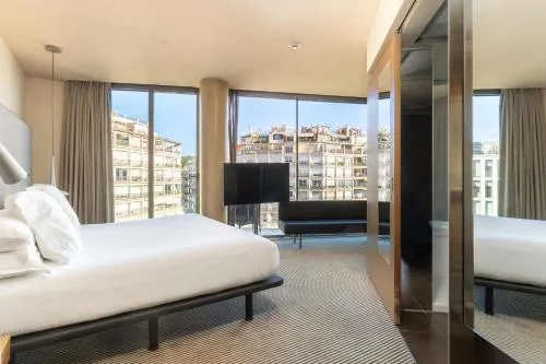 B Hotel photo 21