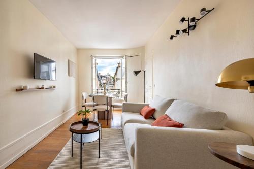 Jardin du Luxembourg I Fully equipped with View