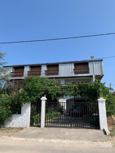 Apartman Sarah Biograd na Moru do 8 osoba