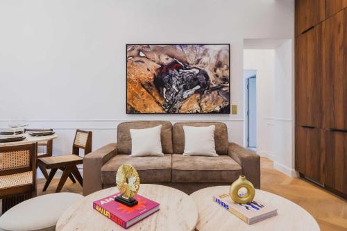 Charming flat - 2BR- 6P - Arc de Triomphe