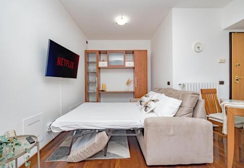 Arcimboldi Terrace Suite Private Parking - Fast WiFi - AC