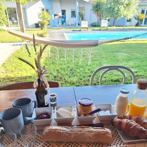 Đồ ăn tại/gần nhà nghỉ B&B