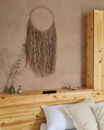 Postel nebo postele na pokoji v ubytování Una Isla Vida - Your Affordable Retreat Space
