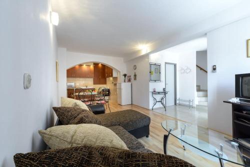 Charming Dalmatian 2-Bedroom cottage in the heart of Old Town Cavtat