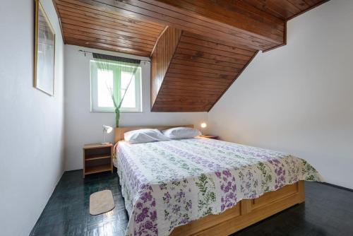 Charming Dalmatian 2-Bedroom cottage in the heart of Old Town Cavtat