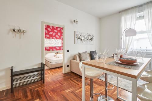 Easylife - Milano - Dogana 3 - Duomo