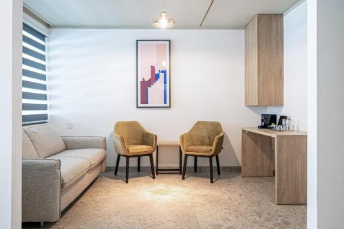 Posezení v ubytování Hotel Scirocco St Julian's, Affiliated by Melia