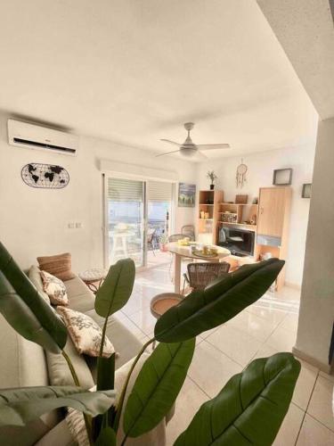 Arenal Beach Apartment Paola Sea Views