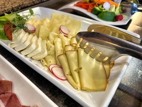 Jídlo v aparthotelu nebo okolí