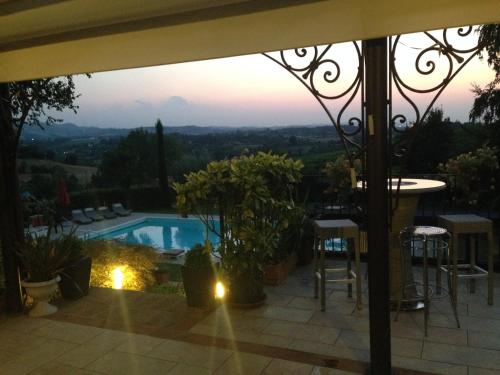 Πισίνα στο ή κοντά στο La Vedetta Bed and Breakfast