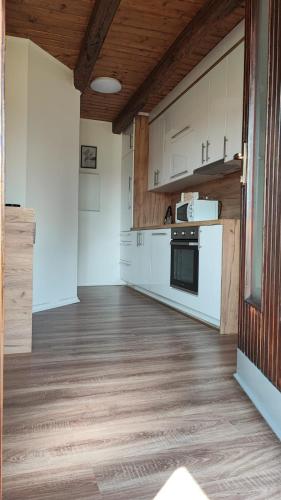 Dapur atau dapur kecil di Kuća za odmor Jopi i Mare