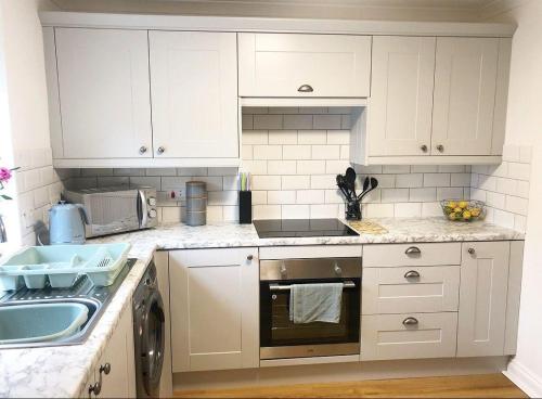 Η κουζίνα ή μικρή κουζίνα στο 4 Brookdale, pet friendly home in Saundersfoot