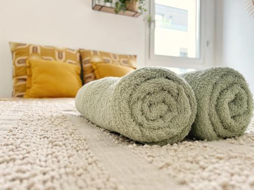 une grande corde assise sur un tapis dans l'établissement Le Viarm'Élite, à Nantes