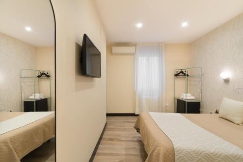 Hostal Art Madrid photo 16