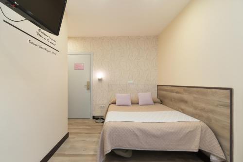 Hostal Art Madrid photo 18