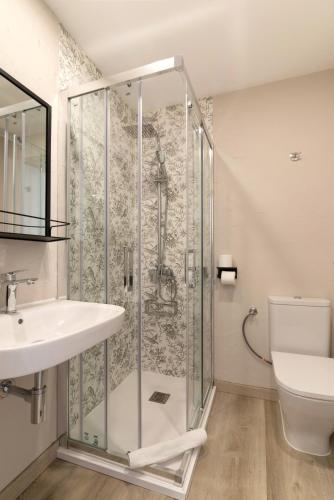 Hostal Art Madrid photo 34
