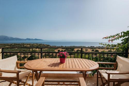 Gallery image of Lithies Sea View Boutique Hotel in Koríthion