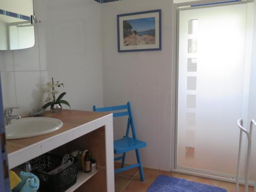 Bilik mandi di villa 4 etoiles 3 chambres vue mer ajaccio