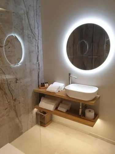 Appian Private Suites photo 12