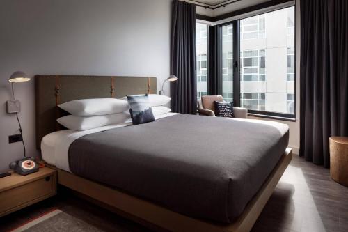 MOXY Seattle Downtown Image