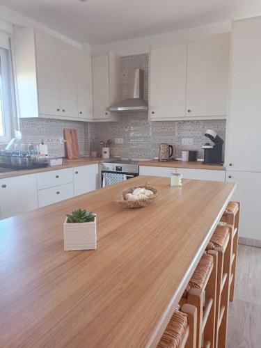 kiki and cocos beach house