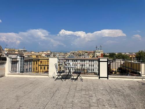 Val's Vatican Wall Apartment photo 32