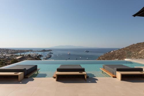 Gallery image of Calma Suites Mykonos in Psarou