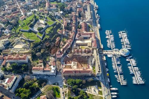 Pula Petra City