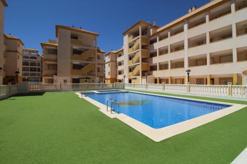 Bazén v ubytování Two Bedroom Apartment In Mar De Cristal nebo v jeho okolí