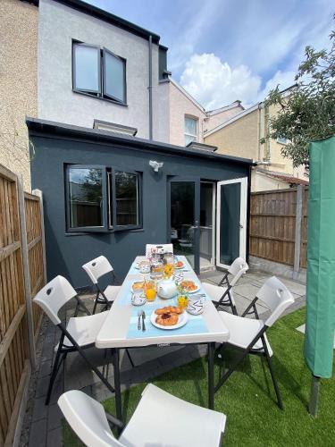 Superb townhouse near vibrant Gloucester Road photo 13
